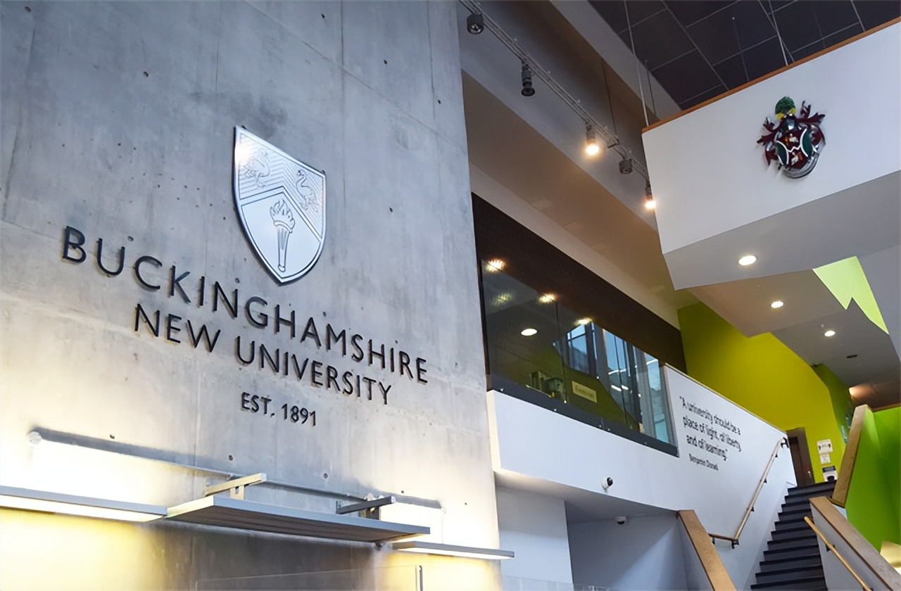 英国新白金汉大学报名