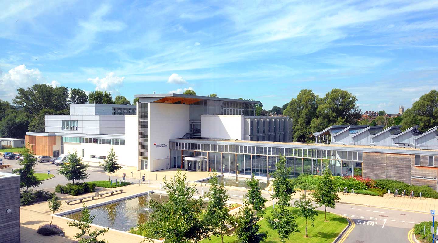 英国格鲁斯特大学（UoG）