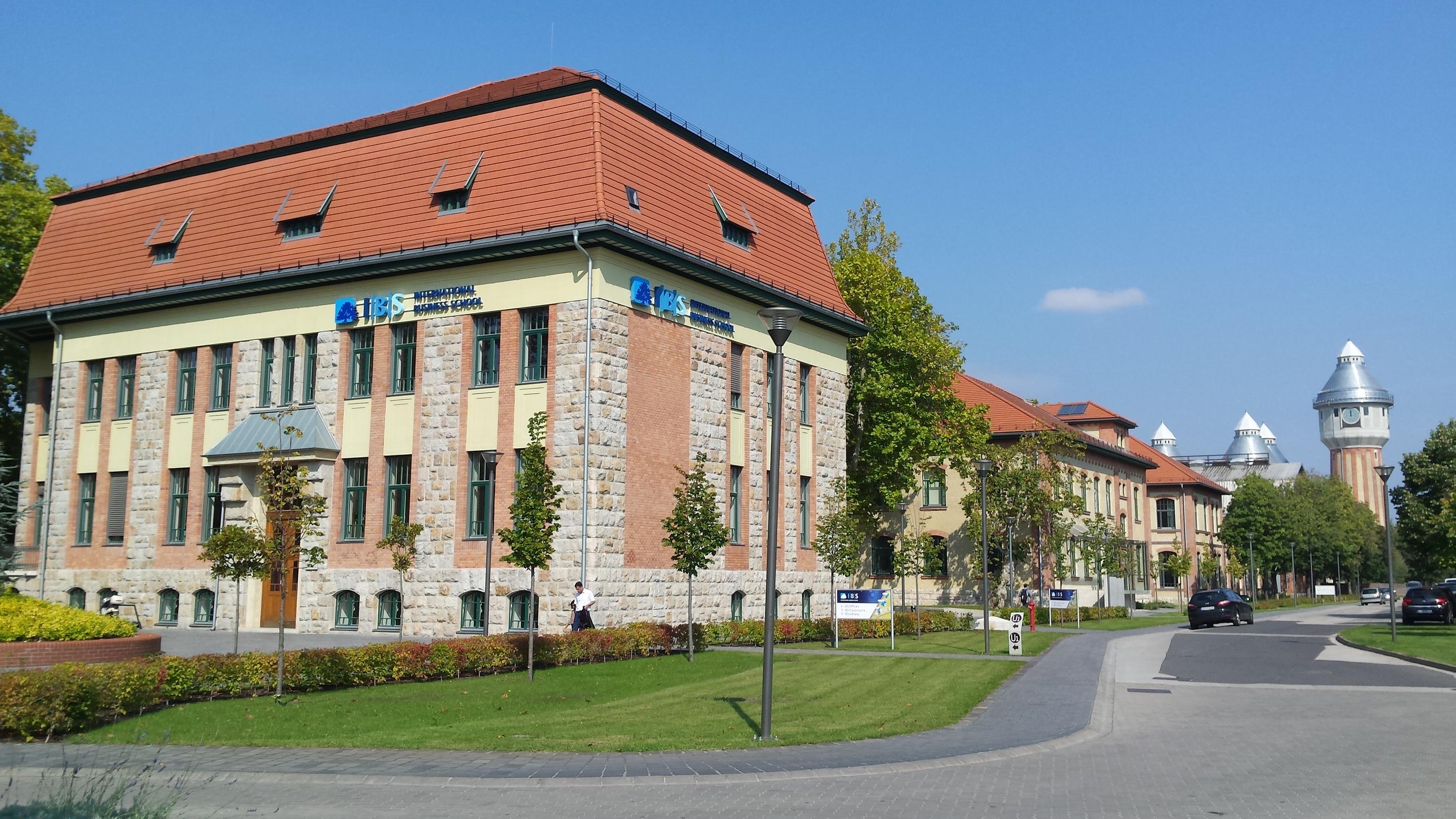 布达佩斯国际商学院(IBS)
